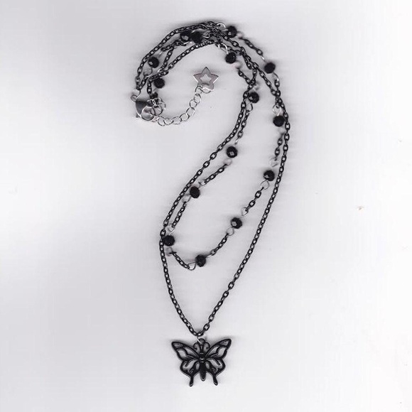 Grunge butterfly layered necklace - Picture 2 of 3